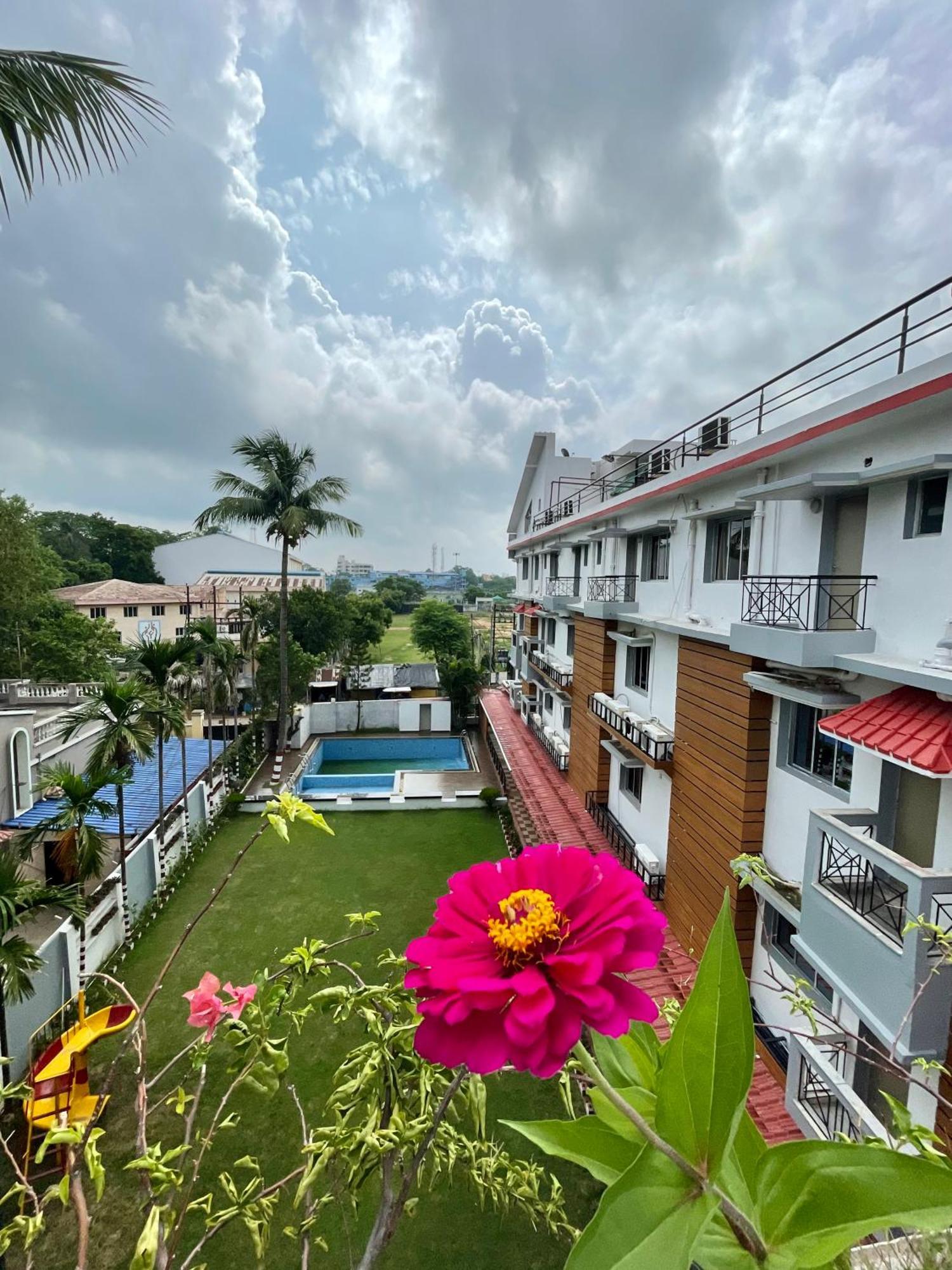 Hotel Royal Bengal Bolpur Buitenkant foto
