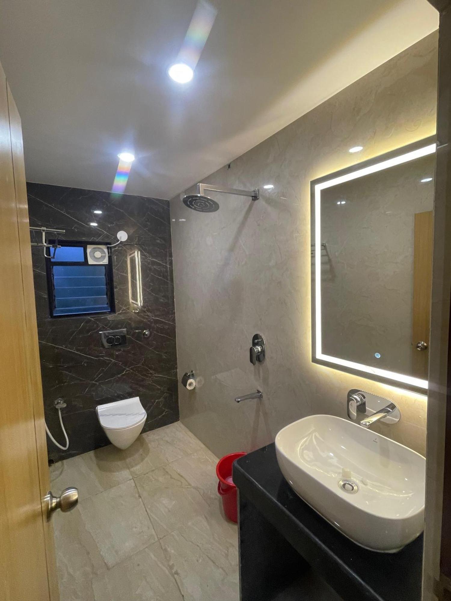 Hotel Royal Bengal Bolpur Buitenkant foto