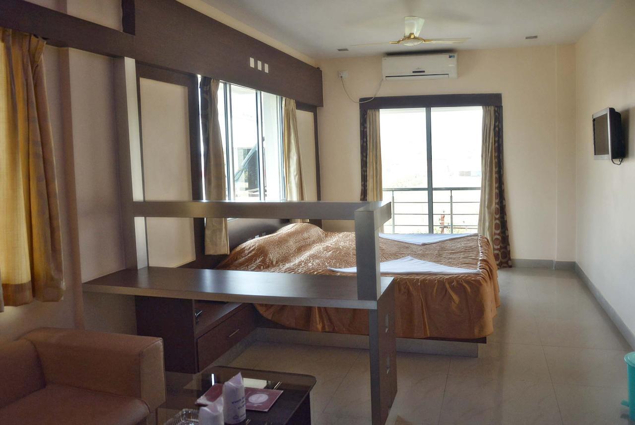 Hotel Royal Bengal Bolpur Buitenkant foto